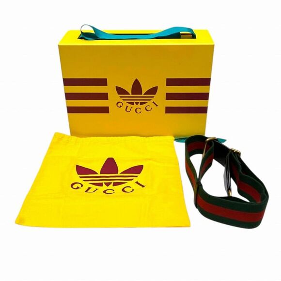 Gucci adidas Collaboration Leather Shoulder Bag - Picture 5 of 9